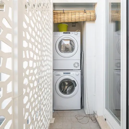 Lumen Vibes * Κάλιαρι